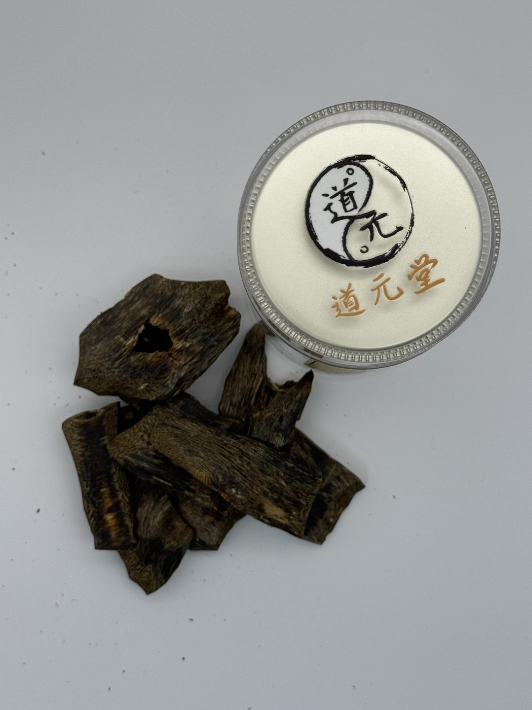 Agarwood tea canister